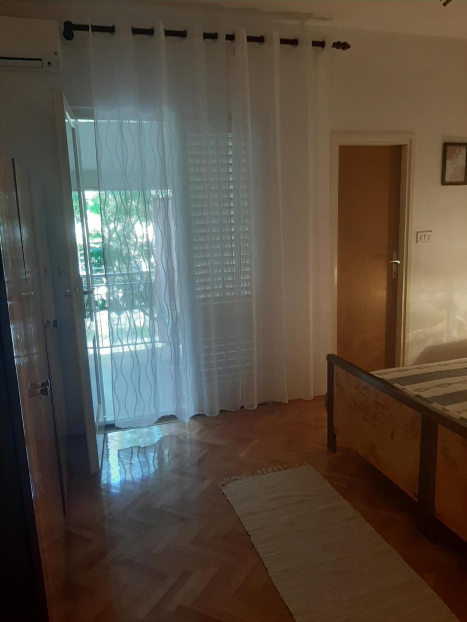 Apartments And Rooms Ljubica Lun  Bagian luar foto